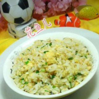 鸭蛋虾皮炒饭