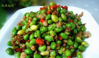 毛豆肉末炒辣椒的做法