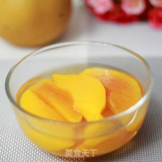黄桃季节必吃的黄桃罐头的做法