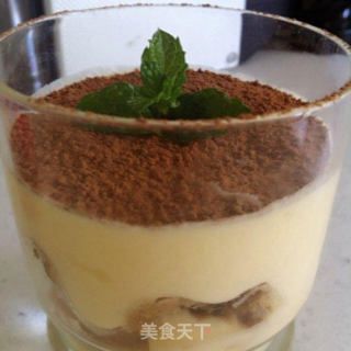 轻盈的意式传统提拉米苏的做法