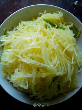 炝拌土豆丝的做法
