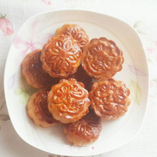 广式莲蓉月饼的做法