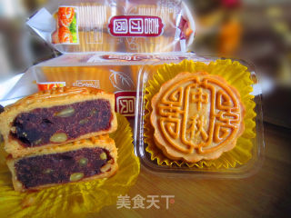 美味松仁红豆沙月饼的做法