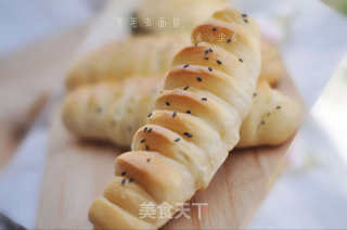 毛毛虫面包的做法
