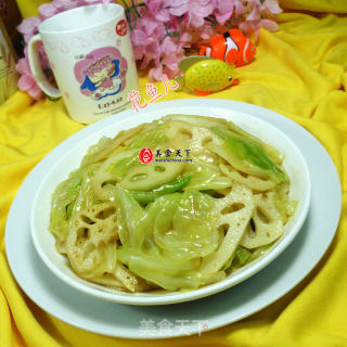 莲藕拌圆白菜的做法