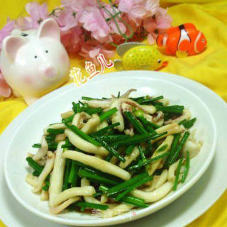 韭菜花炒鱿鱼的做法