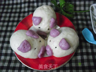 小猪豆沙包的做法