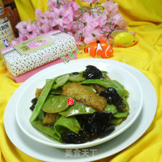 肉皮黑木耳炒扁豆的做法