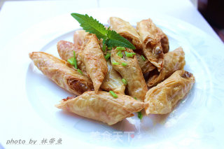 腐皮包黄鱼的做法