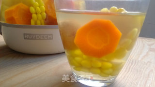 [素汤]玉米胡萝卜汤的做法