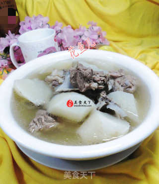 萝卜肉骨汤的做法