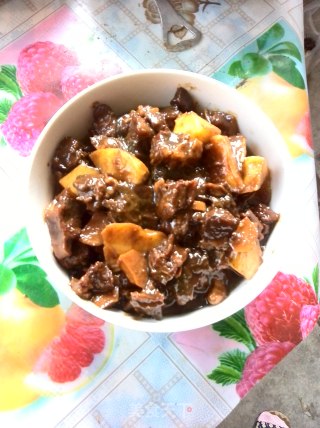 牛肉炖土豆的做法
