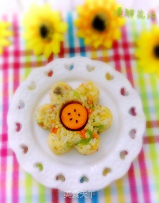 花朵蛋炒饭的做法