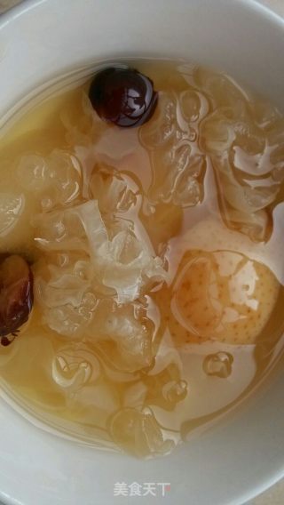 冰糖银耳炖雪梨的做法