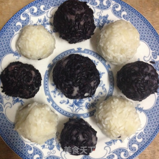 宝宝营养餐：【黑白配•薯香圆】的做法