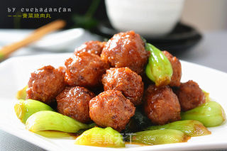 青菜烧肉丸的做法
