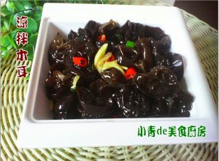 《小青de美食厨房》排毒减肥润肠菜.凉拌木耳