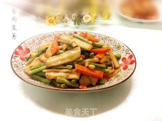 藕条炒豆角的做法