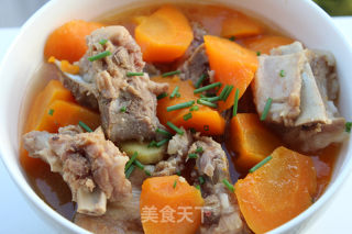 当季简易快手菜——胡萝卜炖排骨