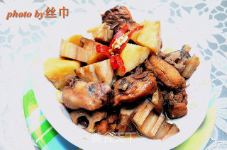 莲藕土豆炖鸡块的做法