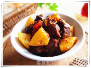 土豆炖牛肉的做法