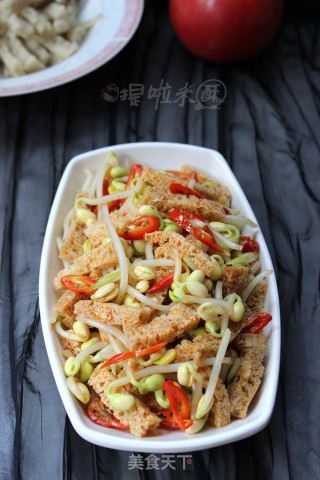 下酒好菜——烤麸拌豆芽的做法
