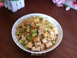 萝卜虾米炖豆腐的做法