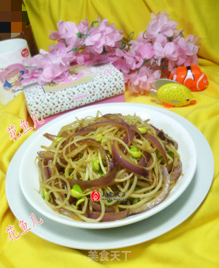 紫洋葱炒黄豆芽的做法