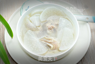 暖身暖心-牛骨萝卜汤的做法