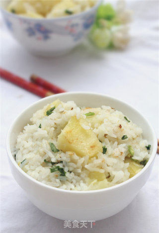 土豆葱香饭的做法
