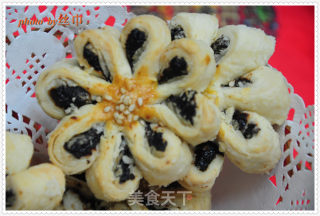 三味菊花酥---红枣，生姜，陈皮的做法