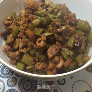 泡椒仔姜兔的做法