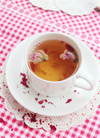 养颜玫瑰花茶的做法