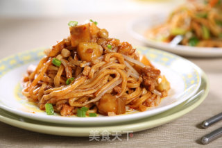 肉末茄丁伊面的做法