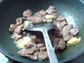 暖身牛肉煲的做法步骤：2