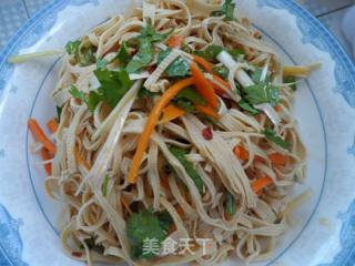 简单小拌菜——干豆腐胡萝卜的做法
