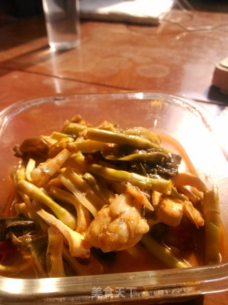 酸菜扁尖煮牛蛙的做法