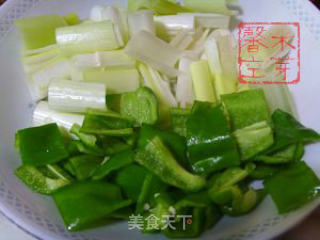 葱香牛肉的做法步骤：2