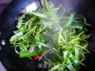 蒜泥空心菜的做法步骤：2