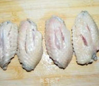 黄豆焖鸡翅的做法步骤：2