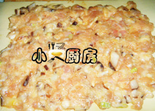 香菇鸡肉干豆腐卷的做法步骤：2
