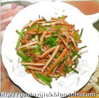 韭菜苔.豆腐干炒肉丝的做法步骤：2