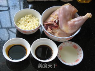 三杯鸡的做法步骤：2