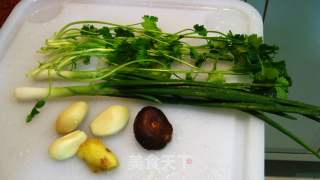 清蒸小鱼的做法步骤：2