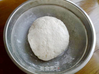 家常葱油饼的做法步骤：2