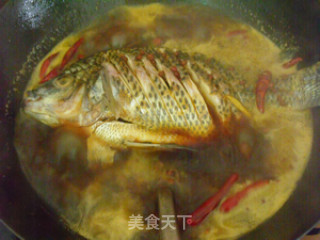 蒜香烧鲷鱼的做法步骤：4