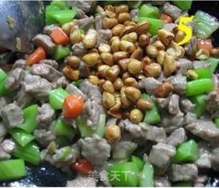 蚝油牛肉粒的做法步骤：2