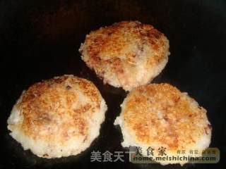 红豆糯米饼的做法步骤：2