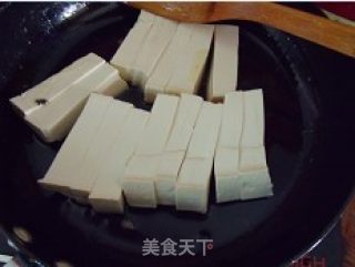 鲫鱼炖豆腐的做法步骤：2