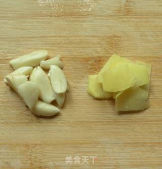 干煸四季豆的做法步骤：2